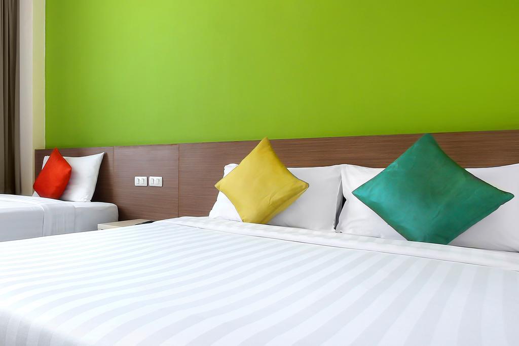 D Varee Xpress Makkasan Hotel Бангкок Екстер'єр фото